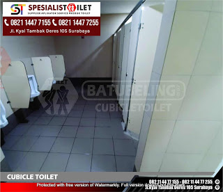 TOILET CUBICLE PVC PROYEK TRANSMART PANGKALPINANG